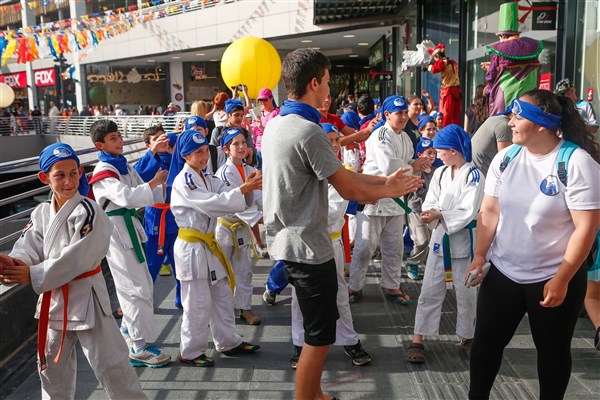 עדלאידע 2016