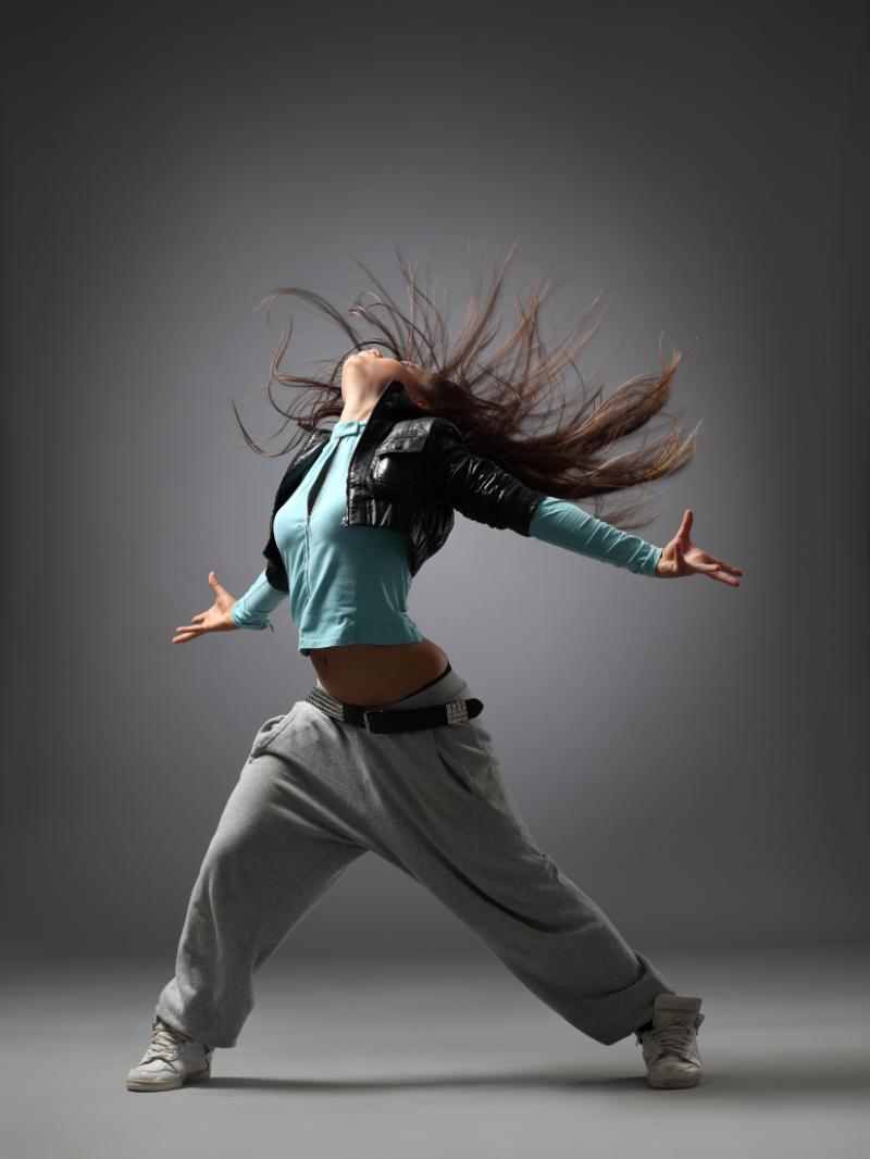 פעילות תנועה בריקוד לנשים - Dance Life יום ו' 3.11